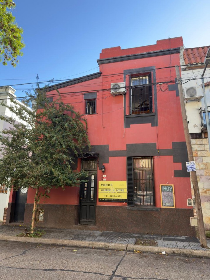 CASA 4 AMB CON PATIO CON PARRILLA EN MIL CASITAS.REF.905