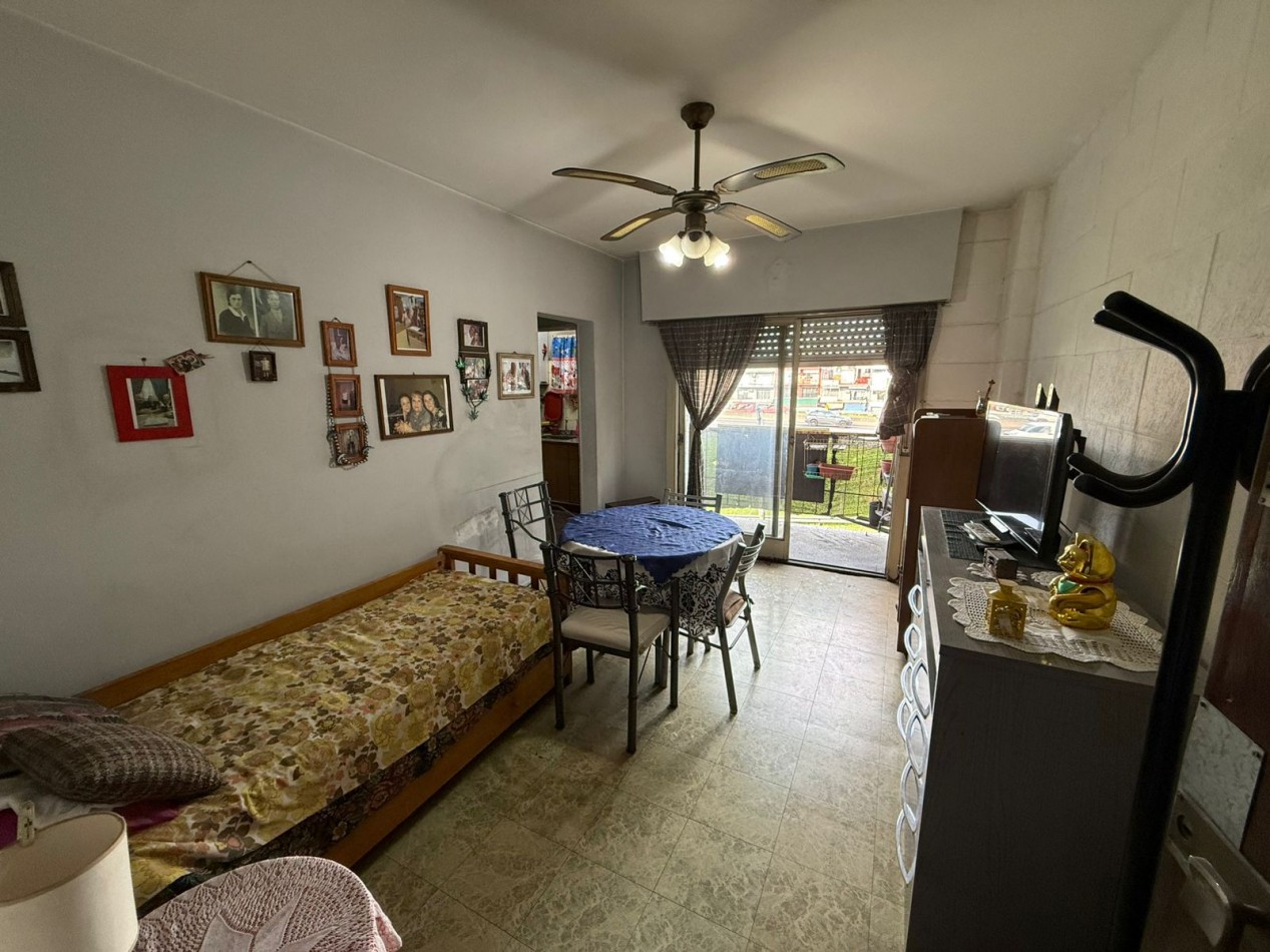 DEPARTAMENTO 2 AMB CON 2 BALCONES AL FRENTE REF. 902