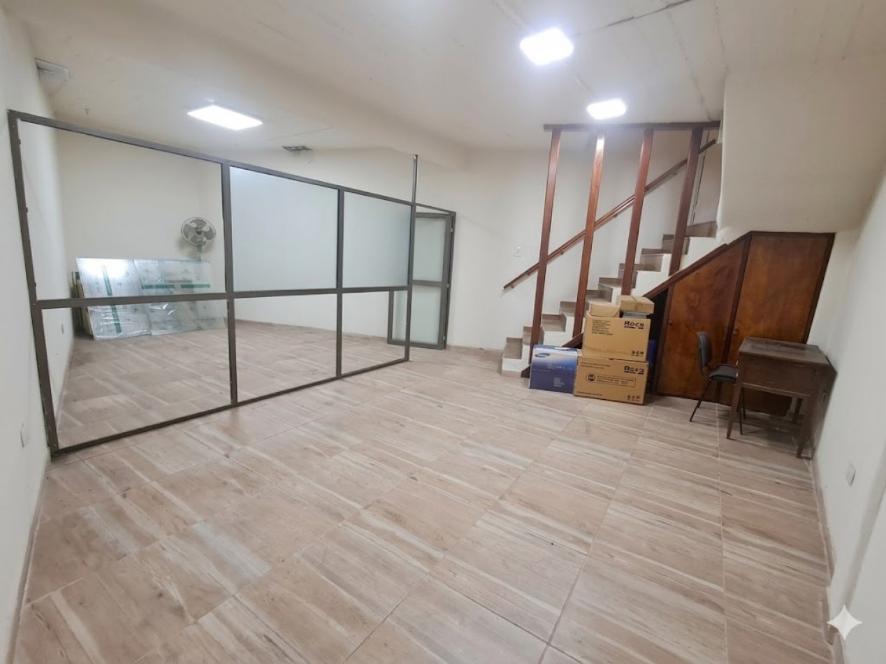 LOCAL CON DEPOSITO + VIVIENDA / OFICINAS