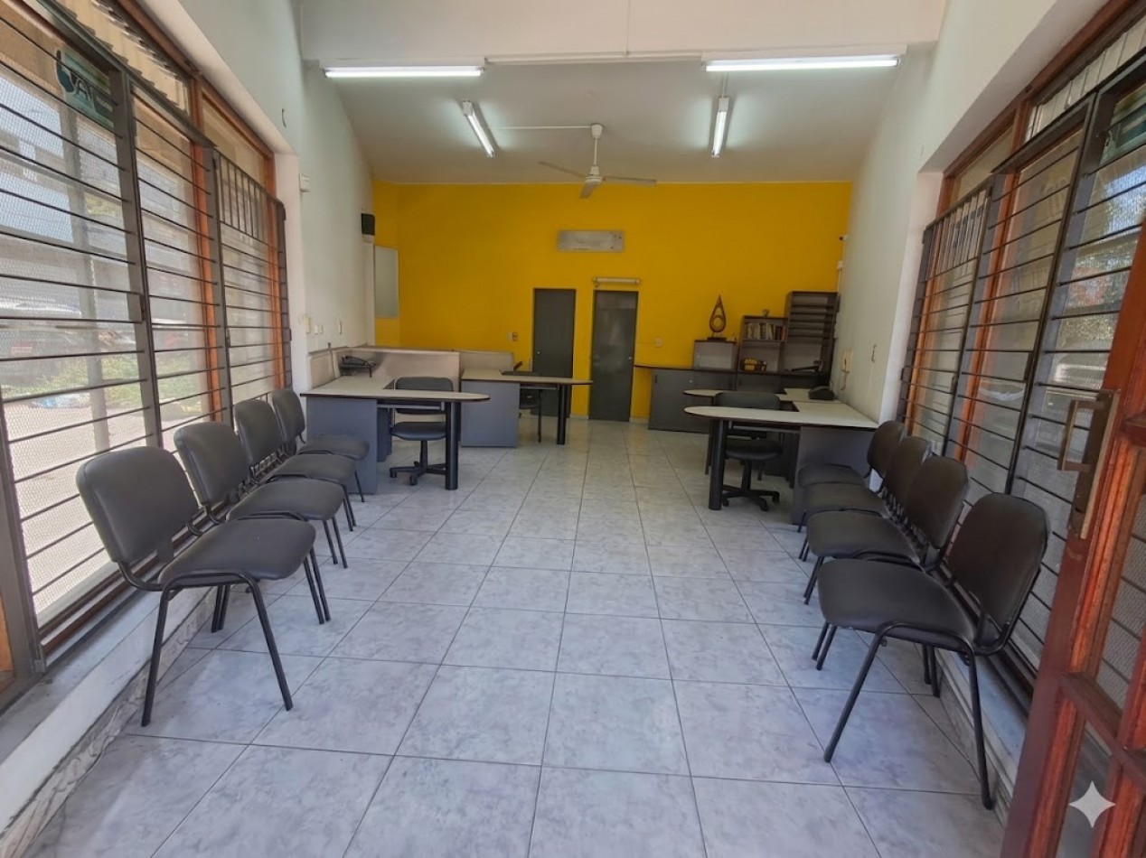 LOCAL CON DEPOSITO + VIVIENDA / OFICINAS