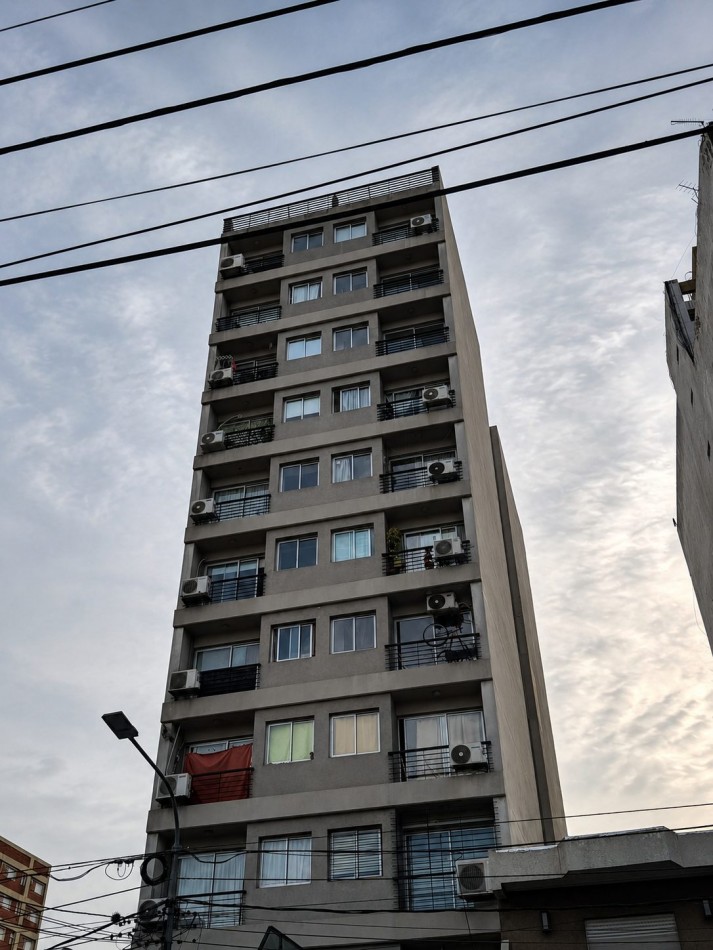 DEPARTAMENTO 2 AMB AL FRENTE. REF. 893