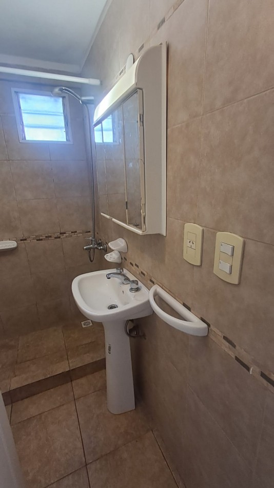 DEPARTAMENTO 2 AMB AL FRENTE.REF.918