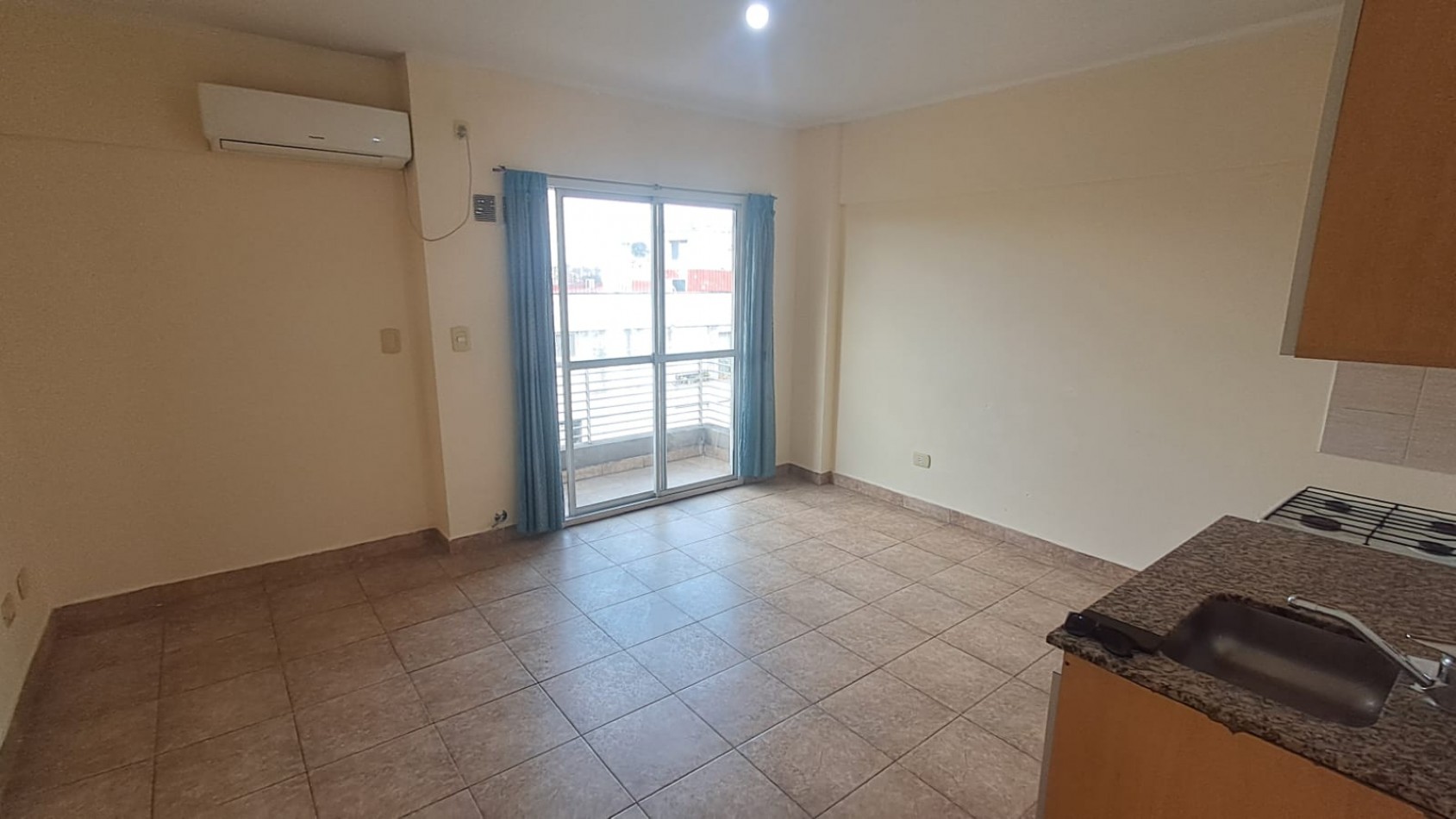 DEPARTAMENTO 2 AMB AL FRENTE.REF.918