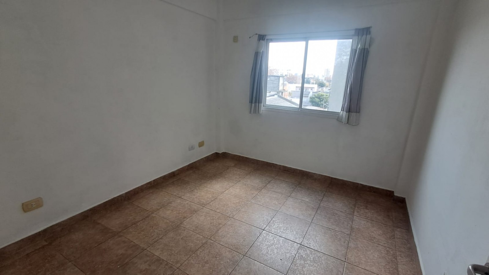 DEPARTAMENTO 2 AMB AL FRENTE.REF.918