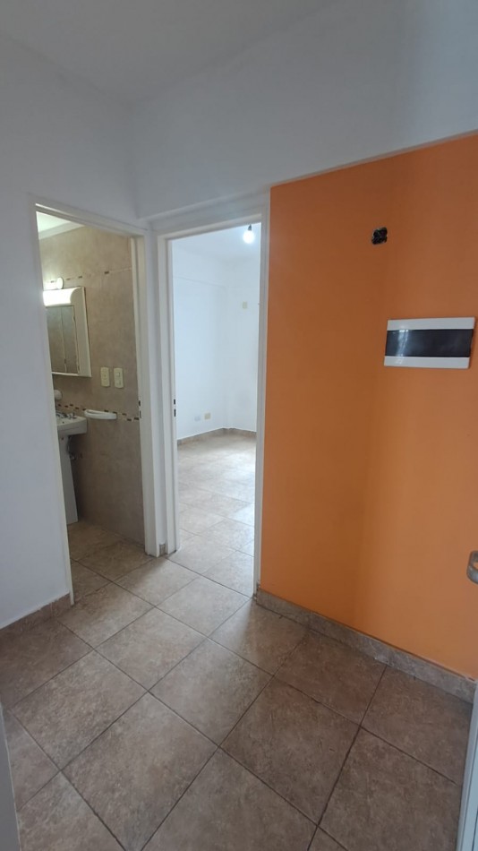 DEPARTAMENTO 2 AMB AL FRENTE.REF.918