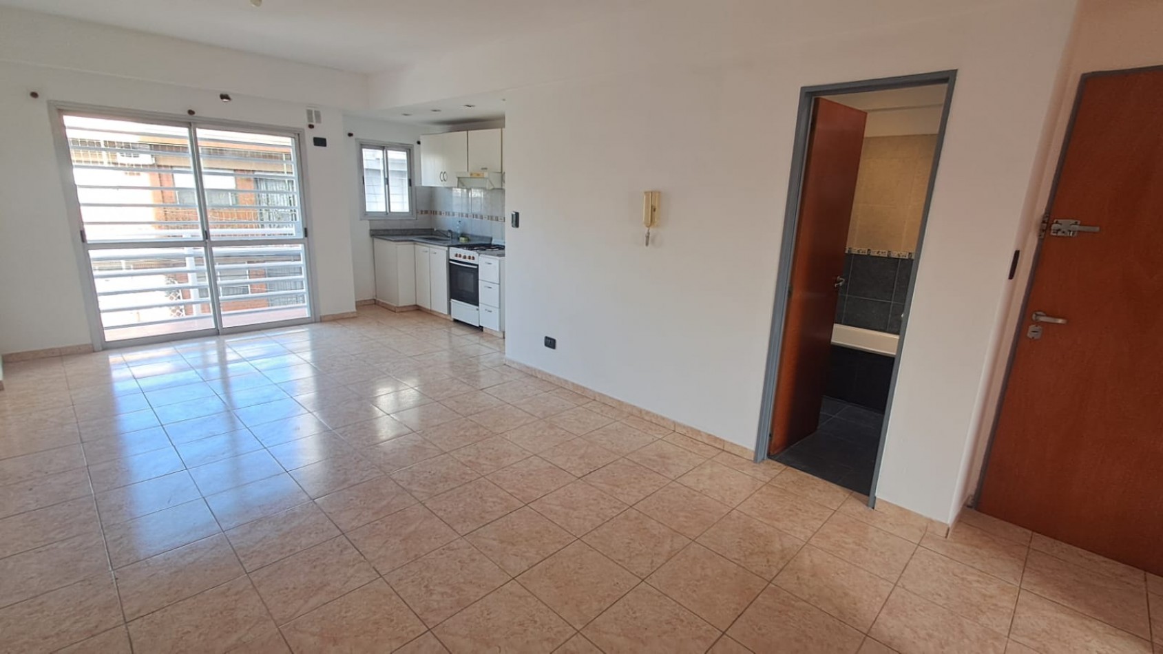 DEPARTAMENTO 2 AMB AL FRENTE.REF.922 