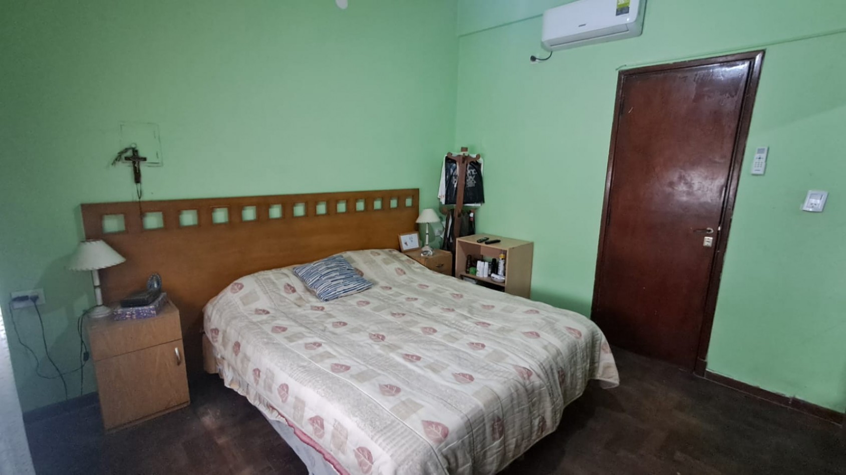 CASA 3 AMB CON PATIO CON PARRILLA, LAVADERO CUBIERTO Y TERRAZA.REF.932