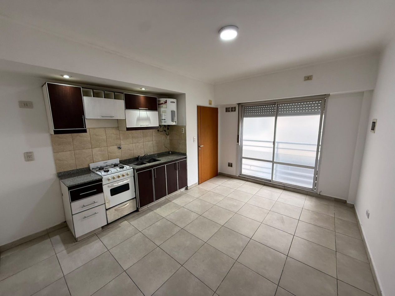 DEPARTAMENTO 2 AMBIENTES CON BALCON FRANCES (CENTRICO).REF.926