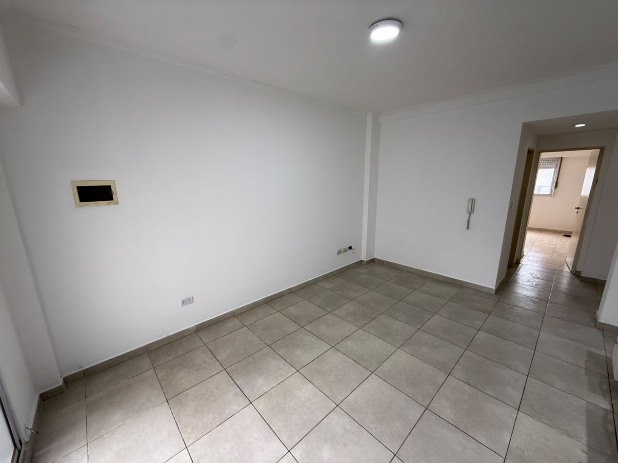 DEPARTAMENTO 2 AMBIENTES CON BALCON FRANCES (CENTRICO).REF.926