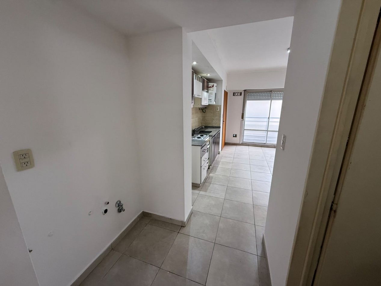 DEPARTAMENTO 2 AMBIENTES CON BALCON FRANCES (CENTRICO).REF.926