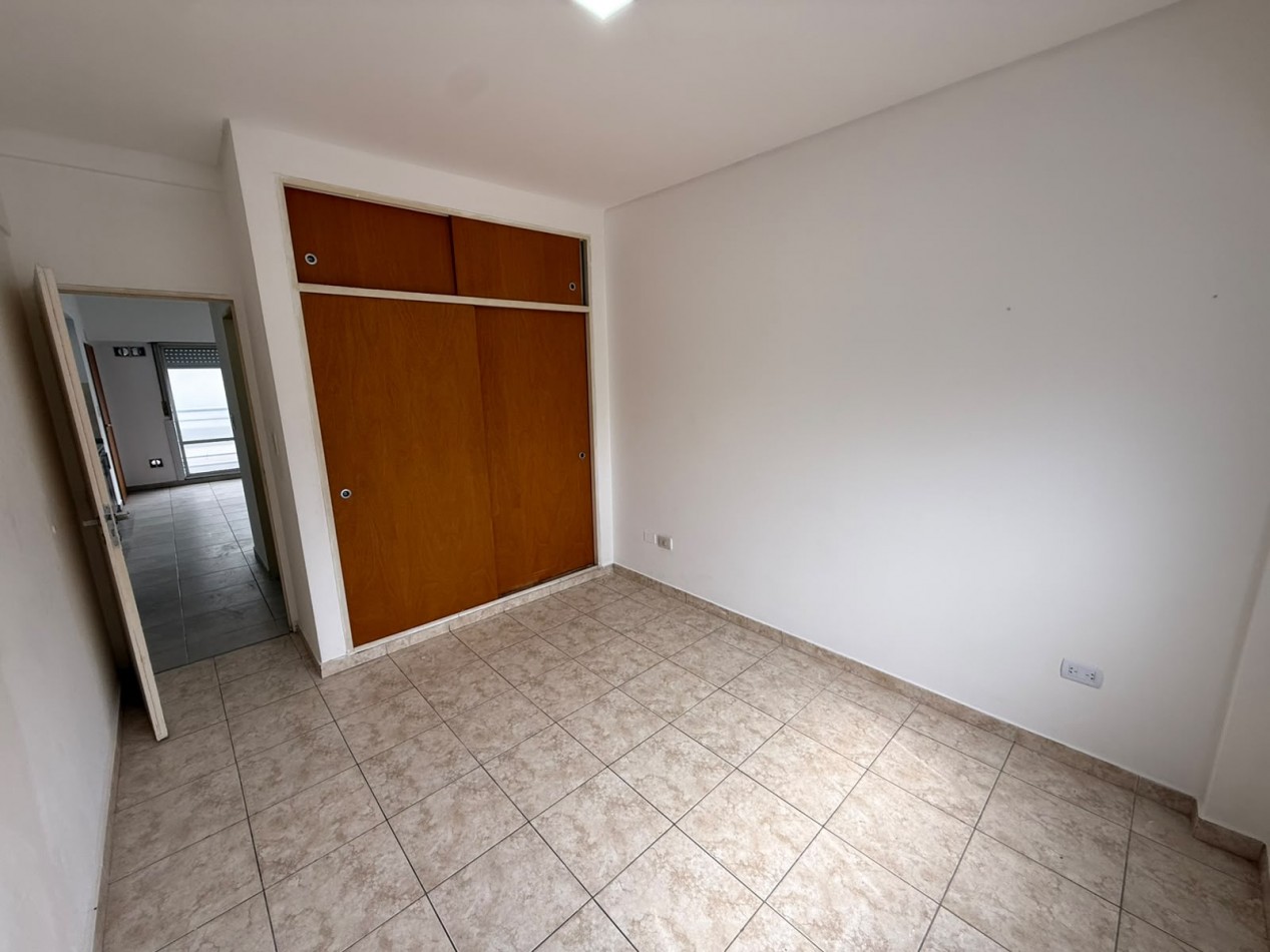 DEPARTAMENTO 2 AMBIENTES CON BALCON FRANCES (CENTRICO).REF.926