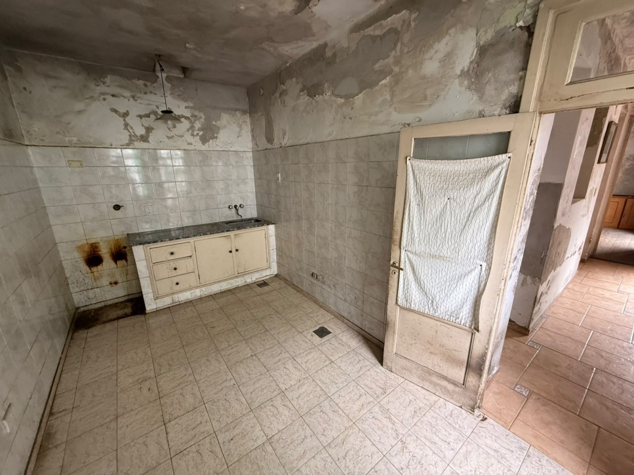 PH 3 AMB CON 2 PATIOS Y TERRAZA POR TODA LA SUPERFICIE (SIN EXPENSAS) REF. 935