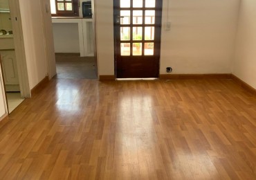 PH 4 AMB PLANTA ALTA AL FRENTE CON PATIO-TERRAZA "SIN EXPENSAS"