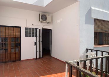 PH 4 AMB PLANTA ALTA AL FRENTE CON PATIO-TERRAZA "SIN EXPENSAS"