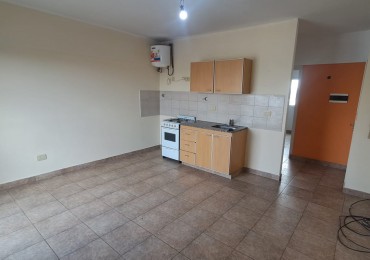 DEPARTAMENTO 2 AMB AL FRENTE.REF.918
