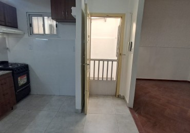 PH 3 AMB CON PATIO C/CERRAMIENTO, 2 BAÑOS Y TERRAZA C/PARRILLA SIN EXPENSAS EN EXCELENTE ESTADO REF: 925